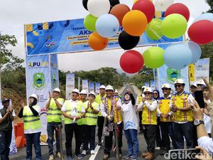 Tugas Terakhir Bupati Kuningan Acep: Resmikan Jalan Cipari-Ciastana