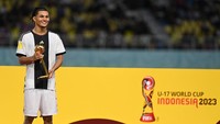 Paris Brunner selaku pemain menyerang Jerman dinobatkan sebagai pemain terbaik di ajang ini. Antara Foto/Mohammad Ayudha. 
