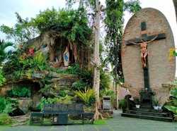 5 Gua Maria di Bali, Rayakan Natal dengan Wisata Rohani Katolik