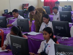 Internet Lancar, UAS Berbasis Online di Waingapu Makin Sat Set