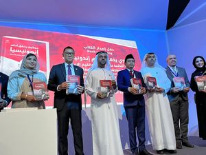 Top! Biografi Jokowi Bikinan Bos PLN Diterbitkan dalam Bahasa Arab Top! Biografi Jokowi Bikinan Bos PLN Diterbitkan dalam Bahasa Arab