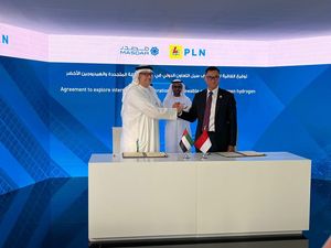 Di COP28 Dubai, PLN dan Masdar Jajaki Ekspansi PLTS Terapung Cirata