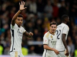 Bungkam Granada 2-0, Real Madrid Kembali Rebut Puncak Klasemen dari Girona Bungkam Granada 2-0, Real Madrid Kembali Rebut Puncak Klasemen dari Girona