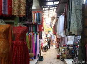 Ini Tempat Belanja Tekstil yang Unik di Medan