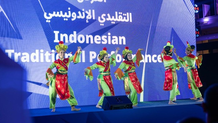 Tari Lenggang Nyai