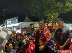 Gelar Jalan Santai Malam Hari, Kaesang Minta Warga Madiun Tidak Golput