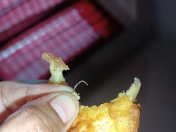 Jajan Gorengan Bonusnya Staples