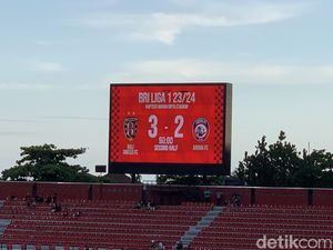 Teco Sudah Prediksi Arema FC Bakal Habis-habisan di Babak Kedua Teco Sudah Prediksi Arema FC Bakal Habis-habisan di Babak Kedua