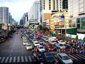 Belajar dari Bangkok yang Udaranya Bersih Meski Lalu Lintasnya Macet