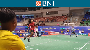 Foto: Aksi Ciamik Para Pebulutangkis Muda BNI Sirnas B di Pekanbaru