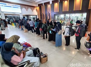 Ada Longsor di Karanggandul, KA Kamandaka ke Semarang Dialihkan Ada Longsor di Karanggandul, KA Kamandaka ke Semarang Dialihkan