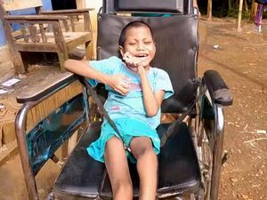 Kisah Ibnu Anak Petani: Penderita Radang Otak, Tak Bisa Bicara dan Jalan