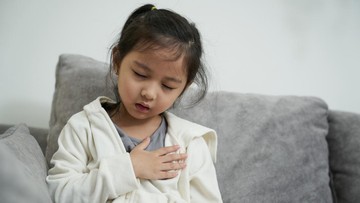 Batuk pada Anak yang Perlu Diwaspadai sebagai Gejala Pneumonia