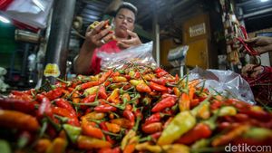 Jelang Nataru, Harga Cabai Tembus Rp 100.000