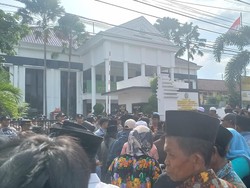 Dianggap Provokator, 2 Orang Diamankan Buntut Demo Ricuh di Sampang