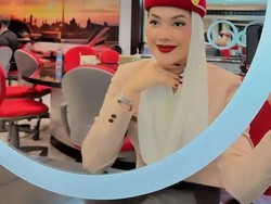 Inilah Kenny, Lulusan SMK di Aceh yang Kini Jadi Pramugari Maskapai Emirates