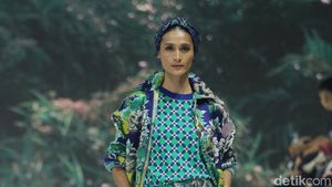 Foto: 10 Koleksi Busana Modest Corak Bunga nan Playful dari Heaven Lights