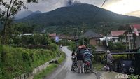 Potret Gunung Marapi Terkini, Masih Keluarkan Abu Vulkanik