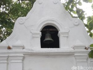 Hadiah Raffles untuk Sultan Cirebon, Pernah Jadi Penanda Waktu Salat Hadiah Raffles untuk Sultan Cirebon, Pernah Jadi Penanda Waktu Salat