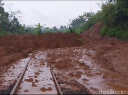 2 Jadwal Perjalanan KA Kamandaka Batal Dampak Longsor di Banyumas