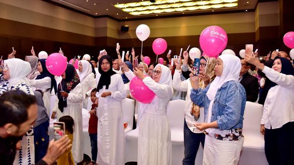 Momen Keseruan Pengenalan Produk Baru Anti Aging