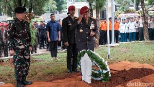 Momen Panglima TNI hingga AHY Beri Penghormatan untuk Doni Monardo
