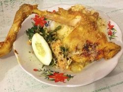 Ayam Lodho, Kuliner Legendaris Trenggalek yang Sarat Rasa dan Makna