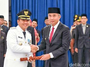 Sah! Aep Syaepuloh Jadi Bupati Karawang Definitif