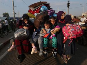 Dalih Israel Tepis Paksa Warga Gaza Ngungsi Selama-lamanya Dalih Israel Tepis Paksa Warga Gaza Ngungsi Selama-lamanya