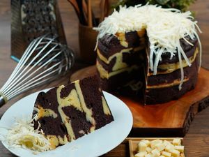 Resep Cake Cokelat Lapis Keju Kukus yang Lembut Legit Untuk Sajian Nata Resep Cake Cokelat Lapis Keju Kukus yang Lembut Legit Untuk Sajian Nata