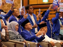 PAN Dukung Khofifah di Pilgub Jatim, Zulhas Ungkap Wasiat KH Hasyim Muzadi
