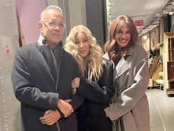 Cerita Tom Hanks Layani Cher saat Kerja di Hotel