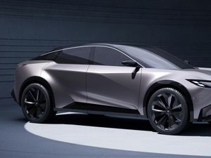 Toyota Gandeng BYD Bikin Mobil Listrik Crossover, Begini Wujudnya Toyota Gandeng BYD Bikin Mobil Listrik Crossover, Begini Wujudnya