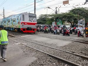 Kakek Asal Berbah Sleman Tewas Tertemper KRL di Perlintasan Trunuh Klaten Kakek Asal Berbah Sleman Tewas Tertemper KRL di Perlintasan Trunuh Klaten