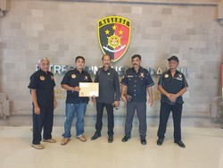 Mantan Bupati Gianyar Mahayastra Dilaporkan LSM Garda Tipikor