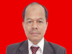 Mengenal Hakim Estiono yang Adili Status Tersangka Wamenkumham Vs KPK Mengenal Hakim Estiono yang Adili Status Tersangka Wamenkumham Vs KPK