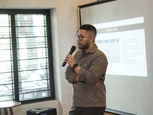 Nyaleg, Bro Gamal Juga Ingin RPTRA Diperbanyak di Gang-gang Sempit DKI Nyaleg, Bro Gamal Juga Ingin RPTRA Diperbanyak di Gang-gang Sempit DKI