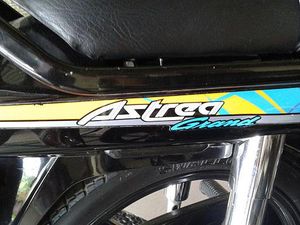 Segini Harga Honda Astrea Grand Bekas di Akhir Tahun 2023 Segini Harga Honda Astrea Grand Bekas di Akhir Tahun 2023