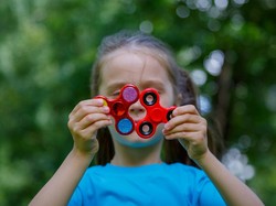 Bocah 8 Tahun Buta Permanen, Diduga Sering Makan Nuget-Sosis