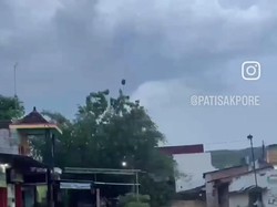 Viral Bocah Teriak Allah Menyayat Hati Saat Banjir di Sukolilo Pati