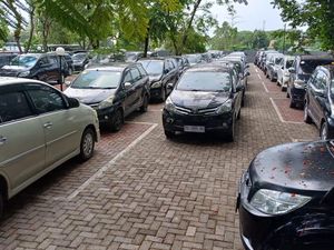 Pemprov Sulsel Kembali Lelang 107 Mobil Dinas OPD Tahun Depan Pemprov Sulsel Kembali Lelang 107 Mobil Dinas OPD Tahun Depan