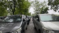 Deretan Mobil Dinas Pemprov Sulsel Usia 9 hingga 19 Tahun Dilelang