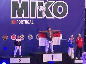 Top Markotop! Pelajar Banyuwangi Raih 2 Emas Karate Dunia di Portugal Top Markotop! Pelajar Banyuwangi Raih 2 Emas Karate Dunia di Portugal