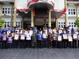 Pemkot Pangkalpinang Beri Penghargaan Inovasi Daerah ke Sejumlah OPD