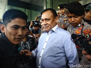 Pengacara: Firli Akan Hadiri Sidang Putusan Dewas KPK Usai dari Bareskrim Pengacara: Firli Akan Hadiri Sidang Putusan Dewas KPK Usai dari Bareskrim