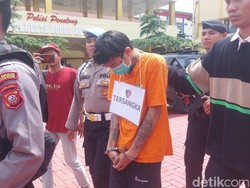 Alung Perintahkan Teman Buang Seprai Bernoda Darah Wulan ke Tempat Sampah