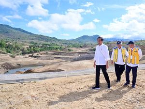 Jokowi Targetkan Bendungan Mbay di NTT Rampung Akhir 2024 Jokowi Targetkan Bendungan Mbay di NTT Rampung Akhir 2024
