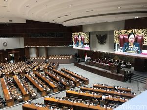 159 Anggota DPR Hadiri Rapat Paripurna Penutupan Masa Sidang Akhir Tahun 159 Anggota DPR Hadiri Rapat Paripurna Penutupan Masa Sidang Akhir Tahun