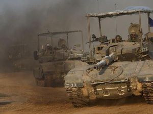 Israel Serang Gaza Selatan, Perintahkan Warga Mengungsi Israel Serang Gaza Selatan, Perintahkan Warga Mengungsi