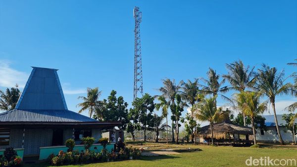 Tuan Tanah di Sumba Timur Hibahkan Lahan Demi Kampungnya Merdeka Sinyal